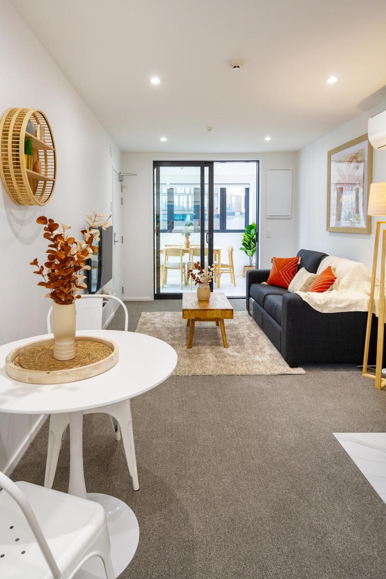 Modern City Lifestyle: 2 Bedroom 1 Bath Крайстчърч Екстериор снимка